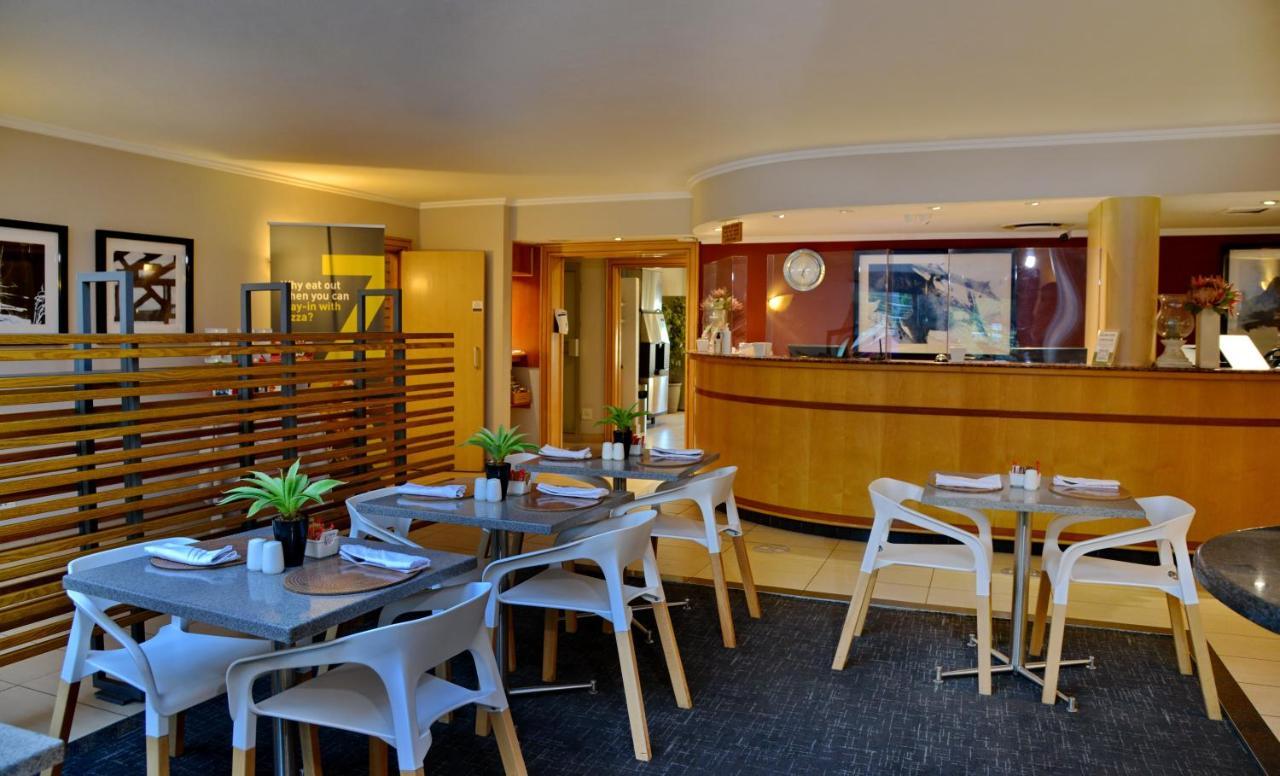 Hotel Road Jnb Airport Joanesburgo